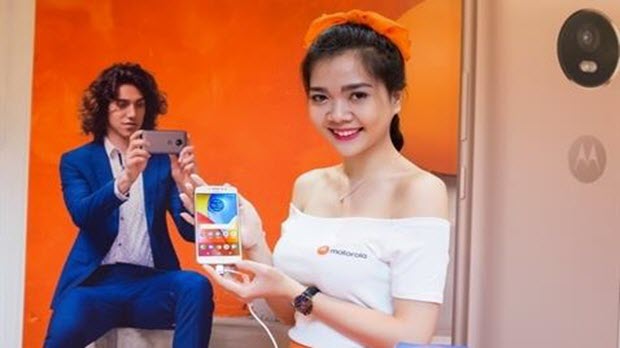  Motorola ra mắt bộ tứ điện thoại mới tại Việt Nam